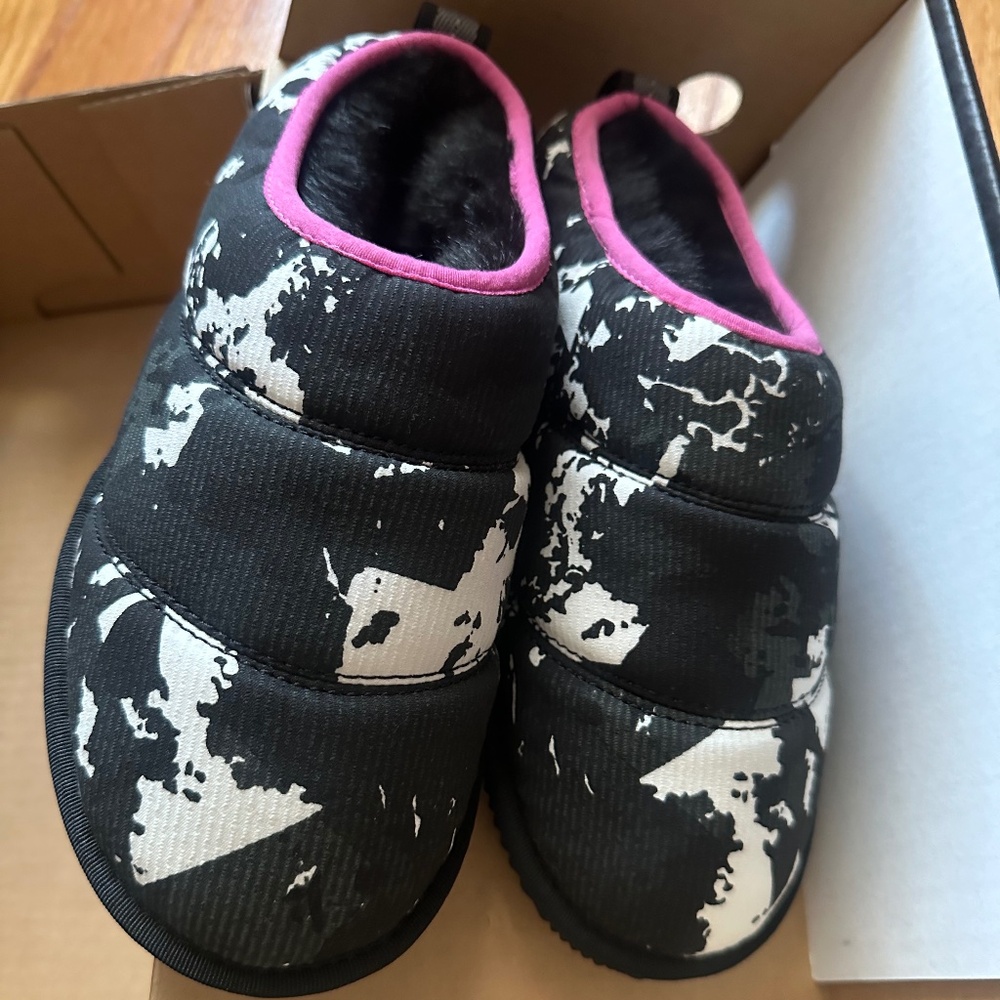 Sorel go bodega run fur slipper shoes